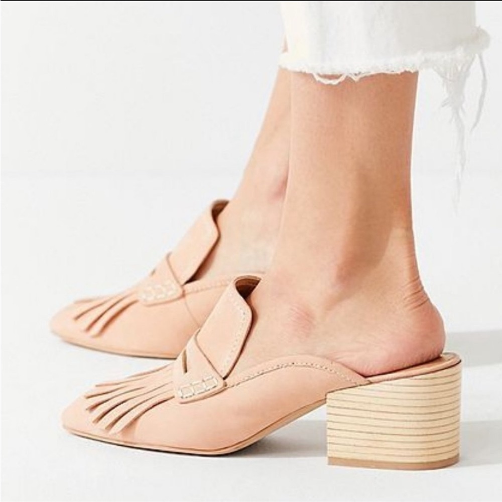 Dolce vita women’s Katina mule size 7.5 heeled light pink/nude, NWOT